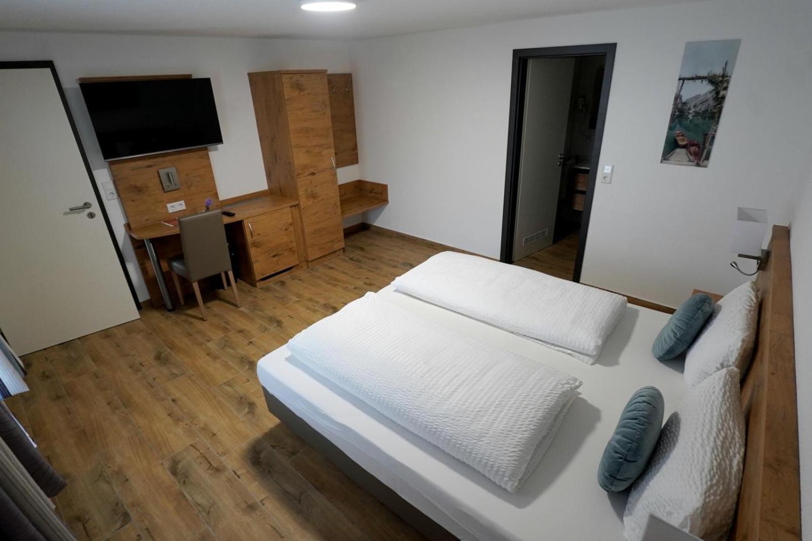 Spaichingen Hotel 7 Winden מראה חיצוני תמונה